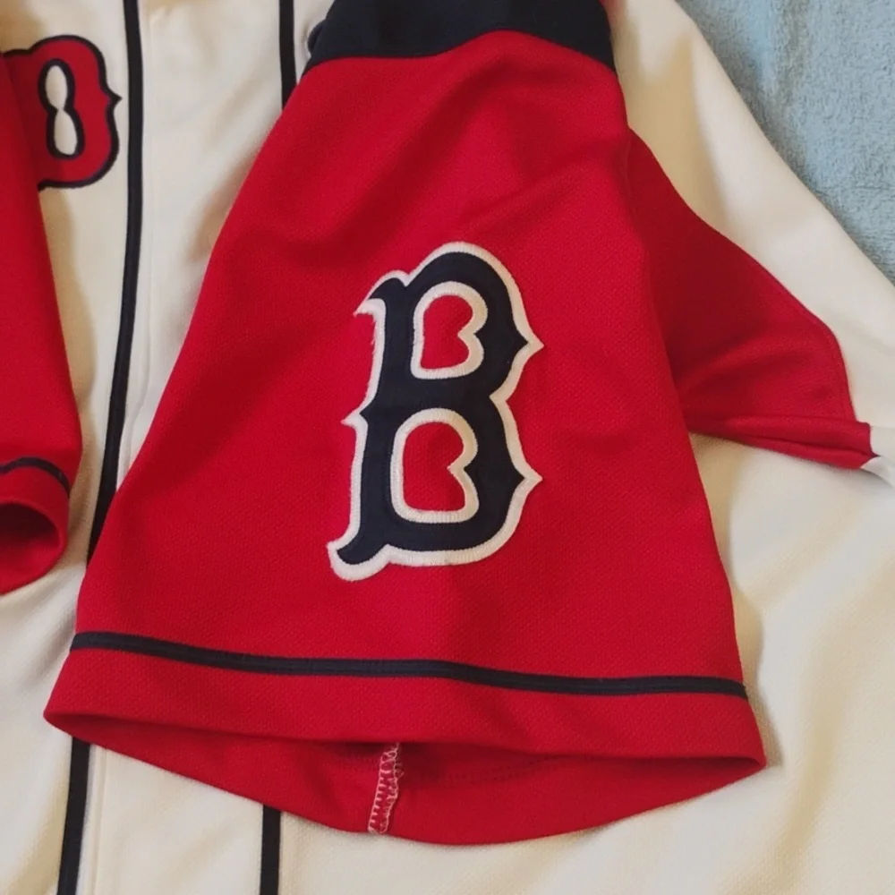 Red Sox Jersey! - Picture 7 of 9